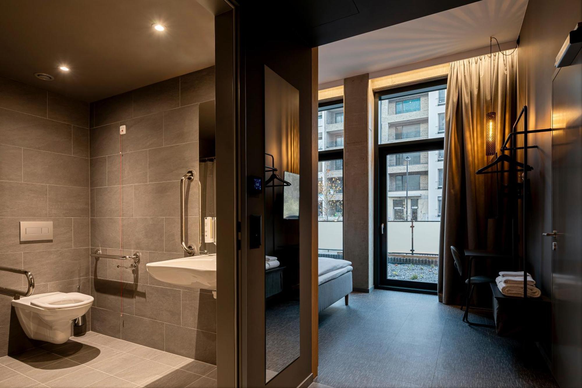 Twin Room Disability Access