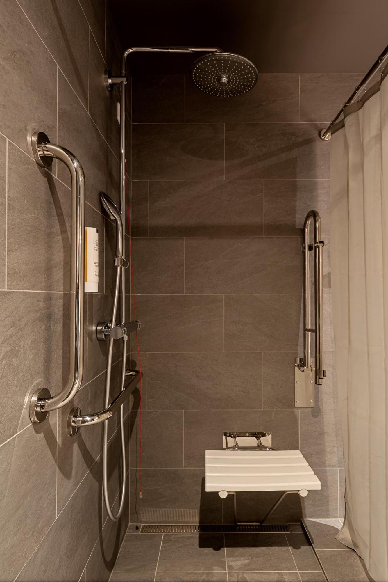 Twin Room Disability Access